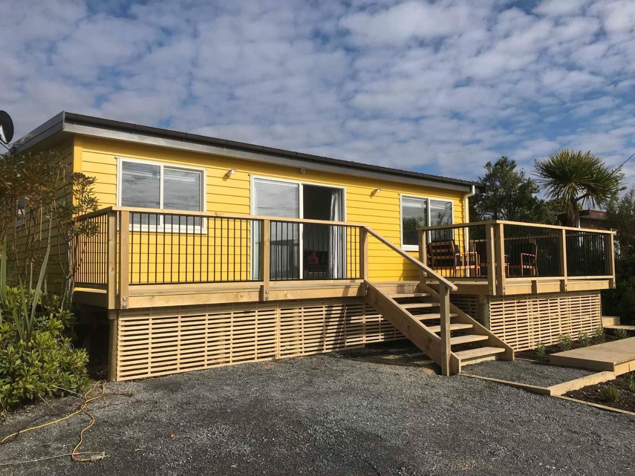 The Yellow House Кака Пойнт Екстериор снимка
